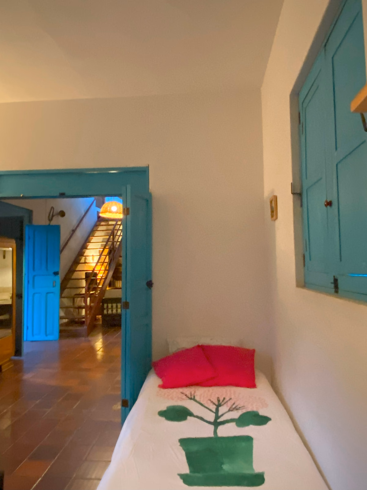 Cama sencilla de la habitación Cascada La Chorrera